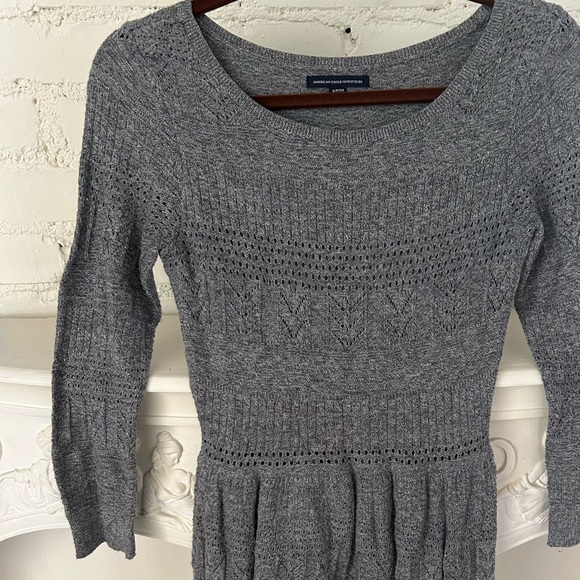 American Eagle Cozy Knit Sweater Dress
Size: Small
EUC - Picture 3 of 8